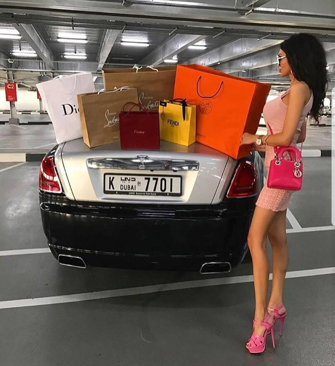 ทายาทเศรษฐีดูไบ