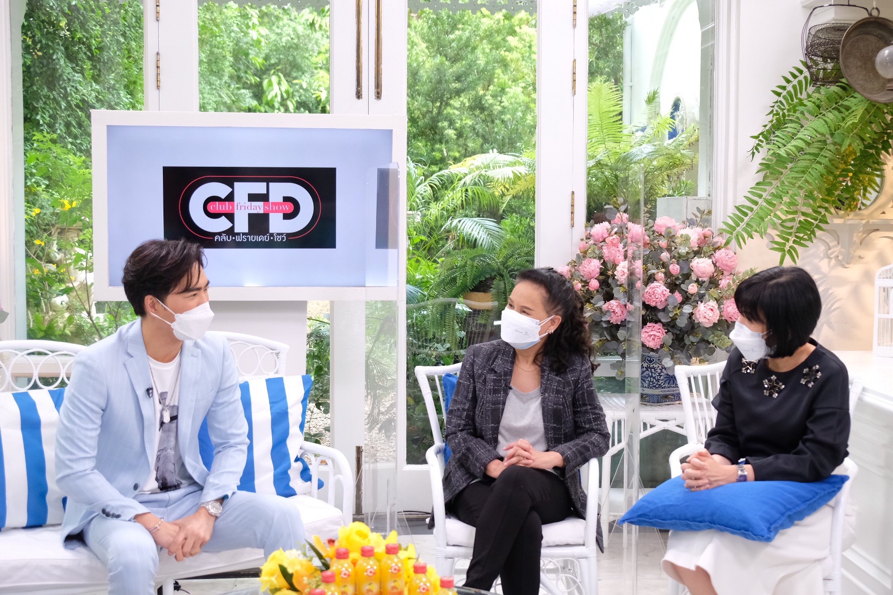 เคลลี่ ธนะพัฒน์