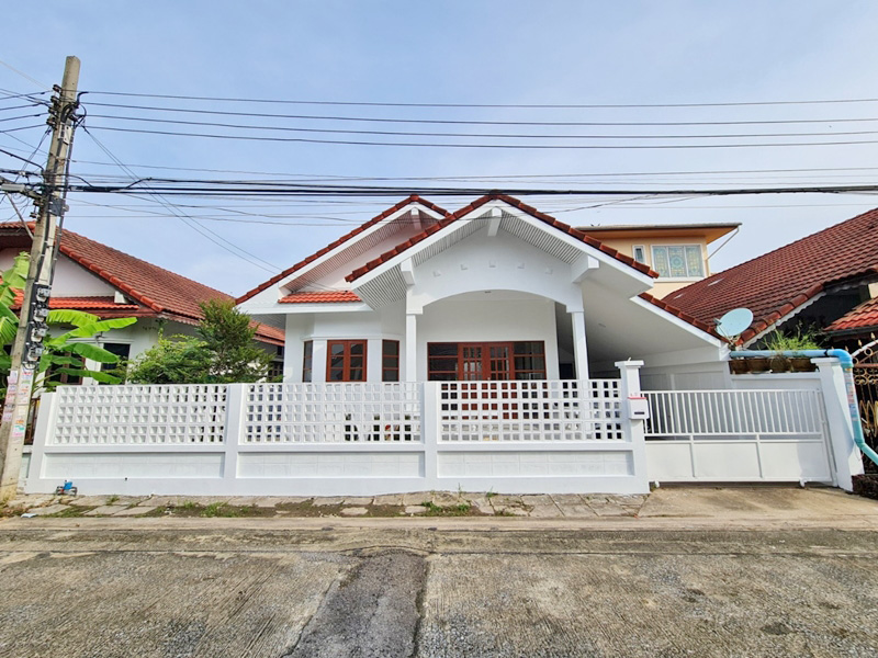 รีโนเวทบ้านชั้นเดียวสไตล์มินิมอล