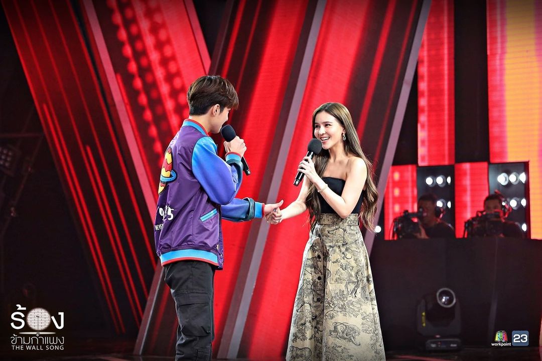 The Wall Song ร้องข้ามกำแพง