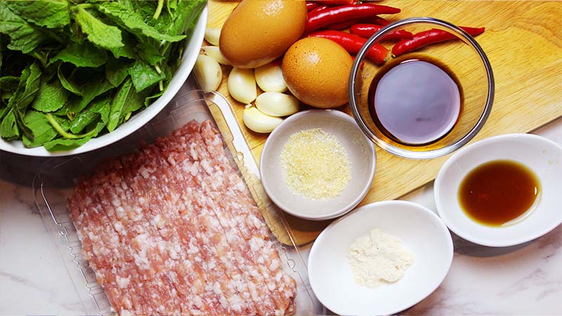 ผัดกะเพราหมูสับ