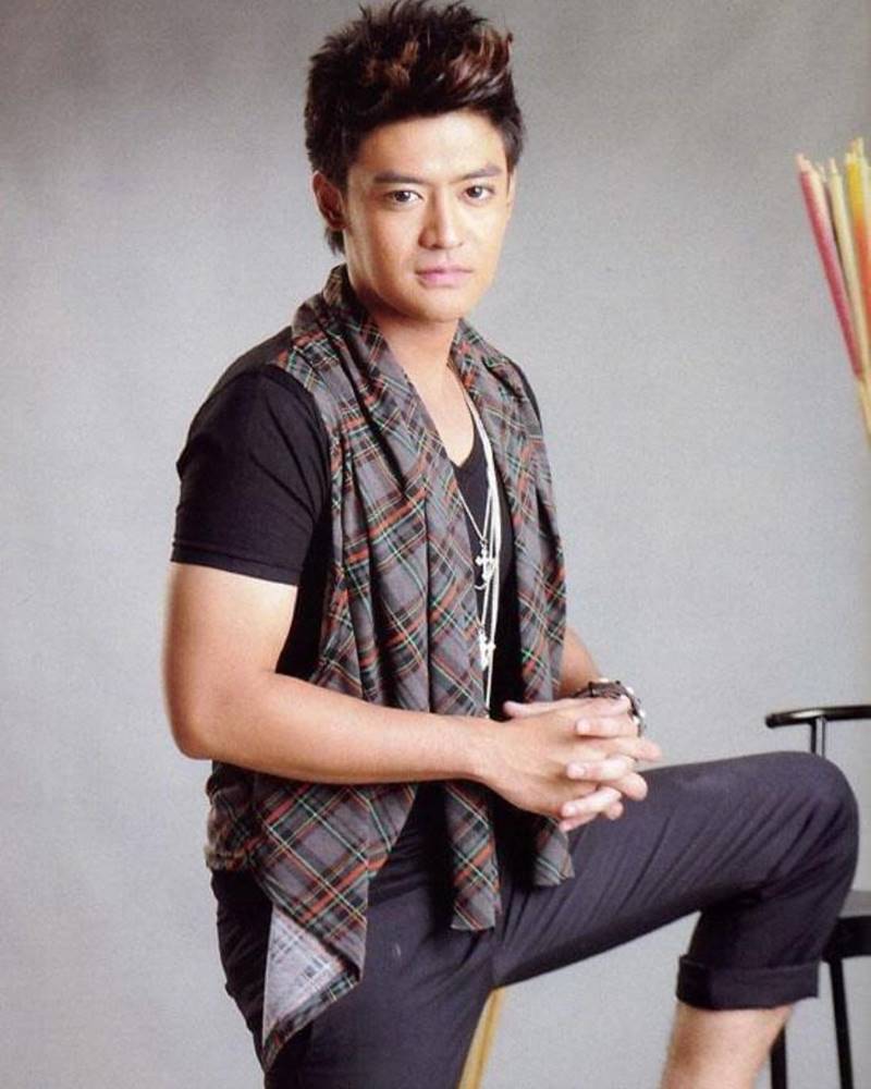 เติ้ล ธนพล