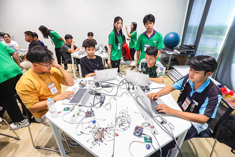 ปตท. โครงการเตรียมความพร้อมสู่ปัญญาประดิษฐ์ (AI) 2568