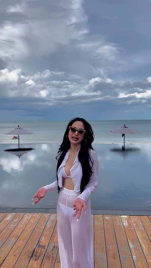 ขวัญ อุษามณี