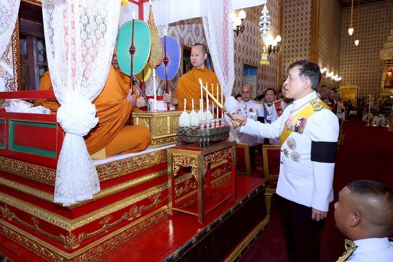 พระบรมวงศานุวงศ์ ทรงบำเพ็ญพระราชกุศลสวดพระอภิธรรมพระบรมศพ