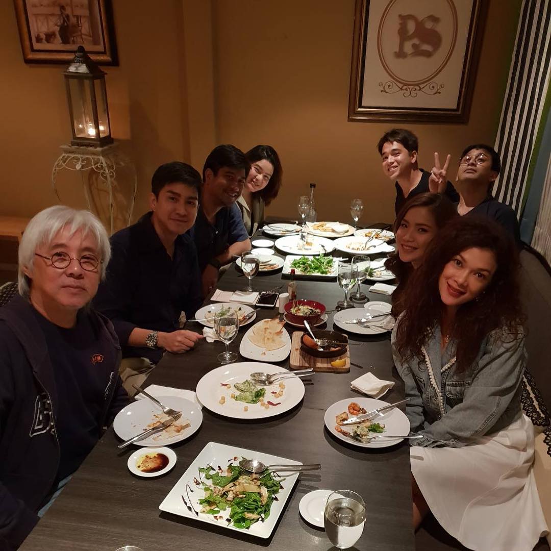 นักแสดงละคร เก็บแผ่นดิน