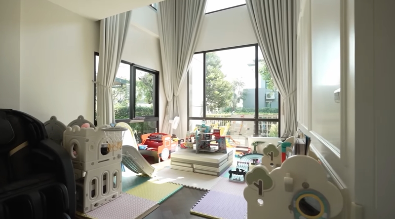 บ้าน กวินท์ ปุ้มปุ้ย ห้อง playroom