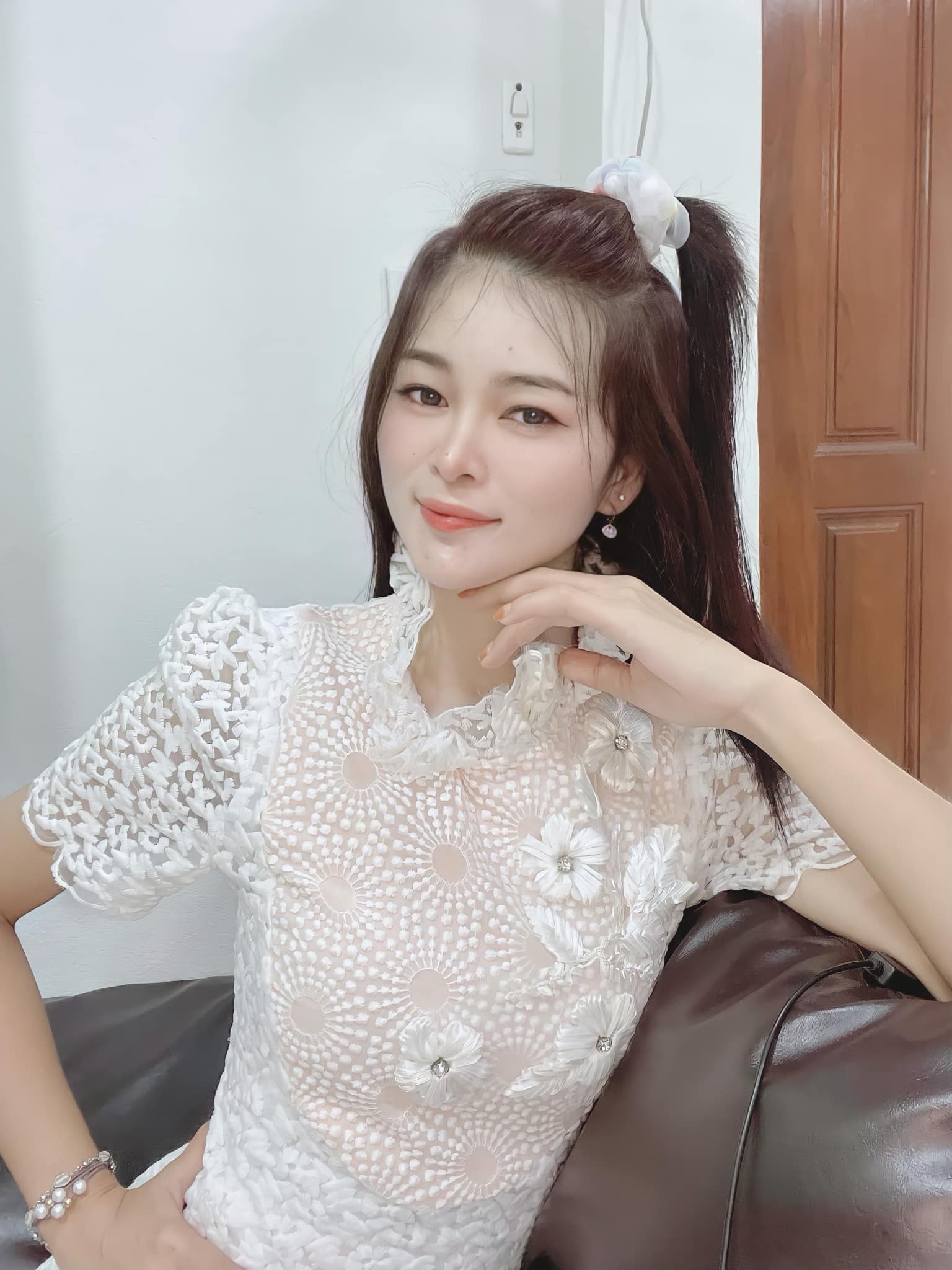 มิรา ชลวิรัลวานิศร์