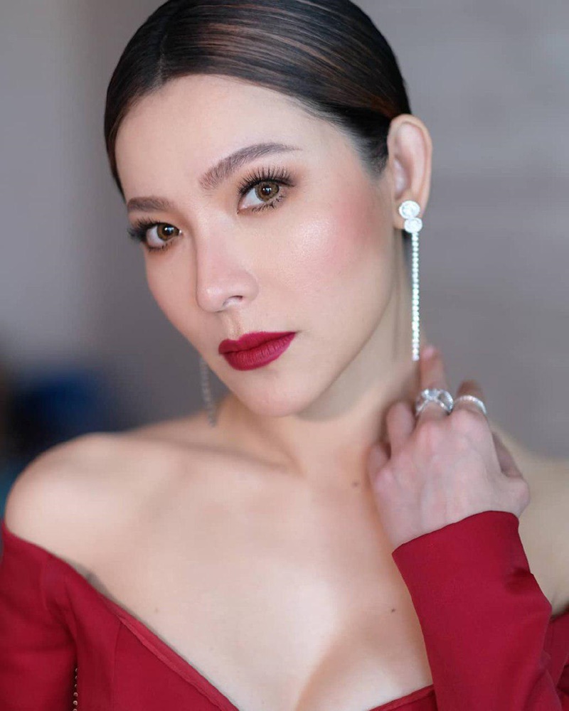 ต้นหอม ศกุนตลา