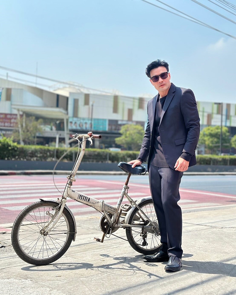 ตั๊ก บริบูรณ์ สลัดลุคตลกเผยร่างทองในวัย 46 