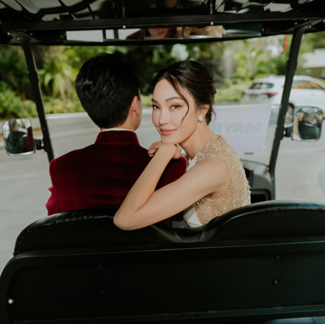 เมย์ พิชญ์นาฏ ชุดแต่งงาน