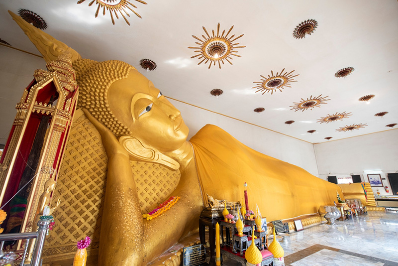 ไหว้พระ 9 วัด ตามเส้นทางรถไฟฟ้าสายสีชมพู วัดกลางเกร็ด