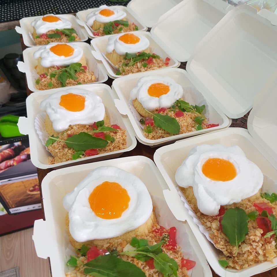 เค้กกะเพราไข่ดาว