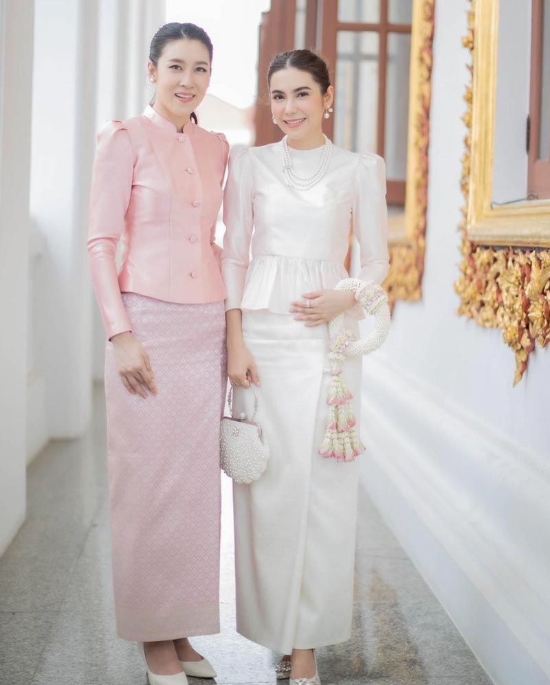 เชียร์ การ์ตูน