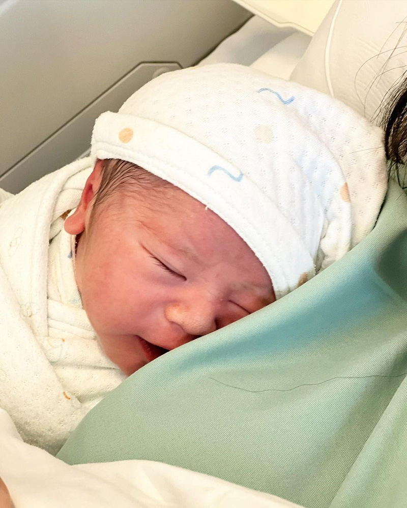 ถเมล์ คะนึงนิจ คลอดลูกคนแรกแล้ว