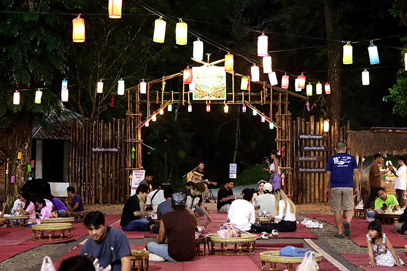 ถนนคนเดินหมู่บ้านสะปัน น่าน