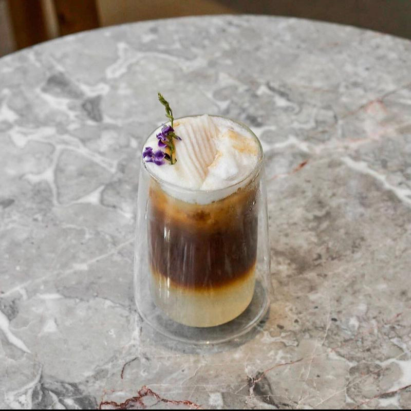 ร้านกาแฟอารีย์