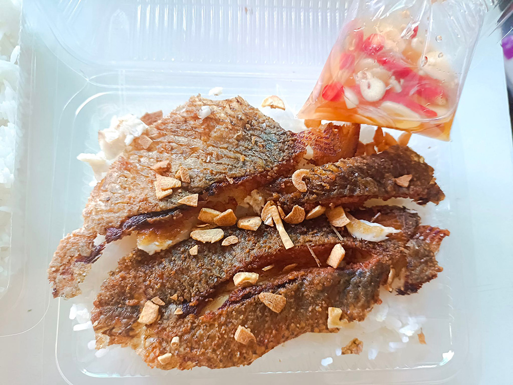 ข้าวปลาแกะ