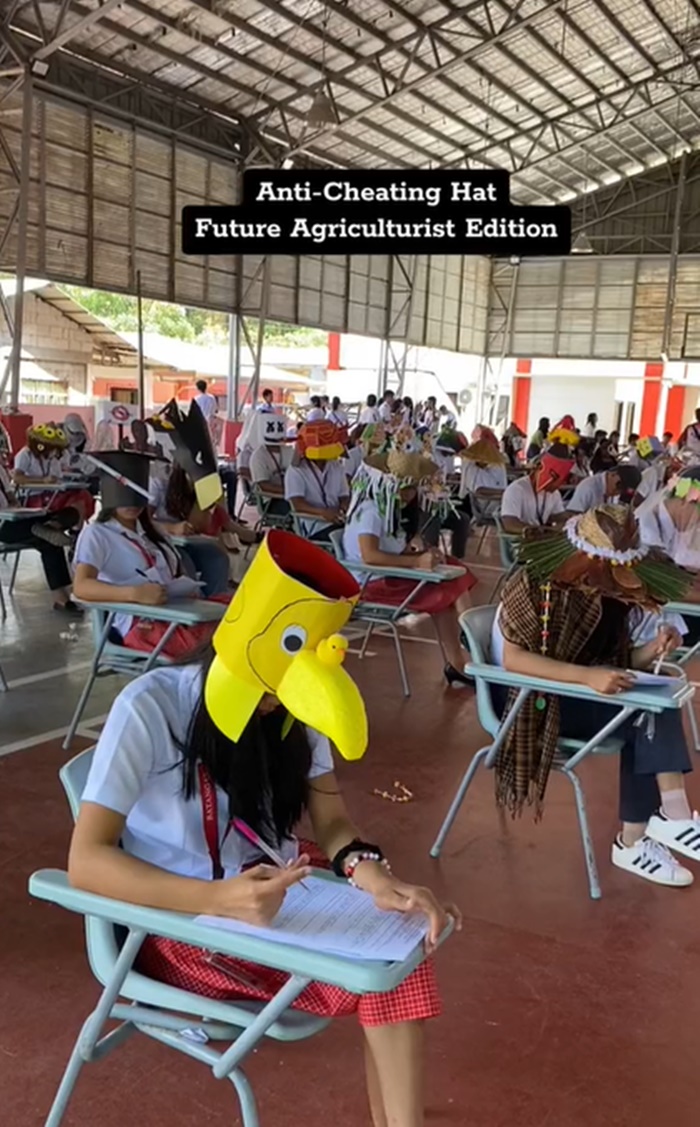 ลอกข้อสอบ