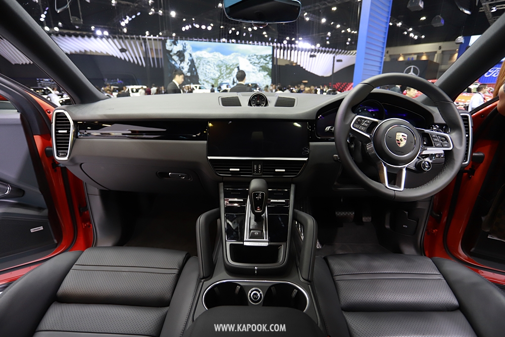 New Porsche Cayenne Coupe