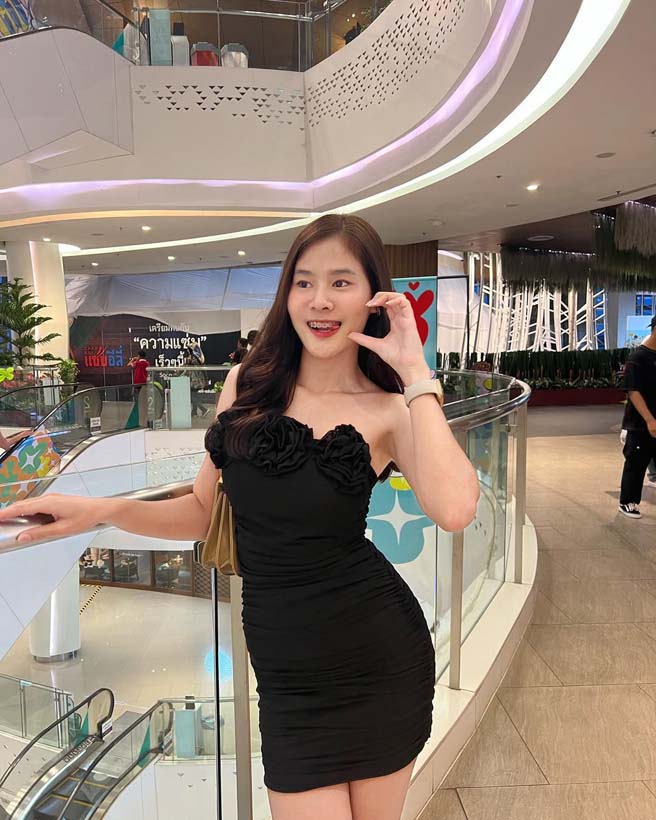 อั้ม ศรินยา โหนกระแส คู่กรณีสาวแดนเซอร์ สวยหรูดูแพง ดีกรีระดับนางงาม