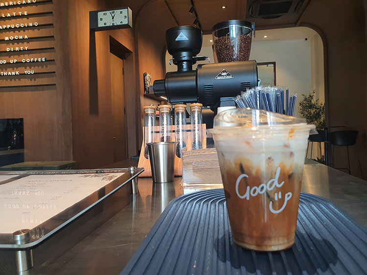 Good Up ร้านกาแฟดอนเมือง คาเฟ่สรงประภา