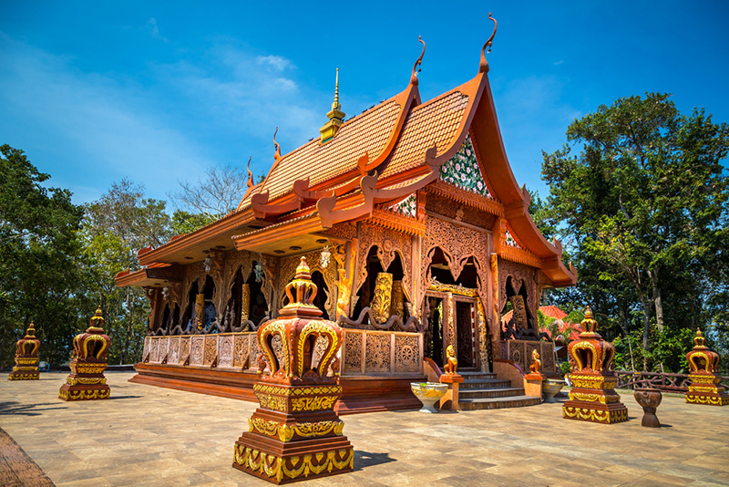 วัดเขาชวัง