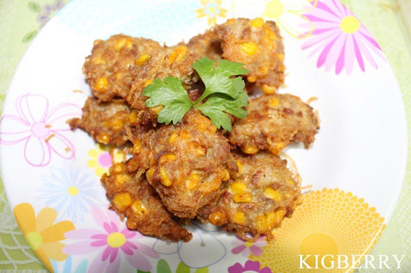 ข้าวโพดทอดหมูสับ