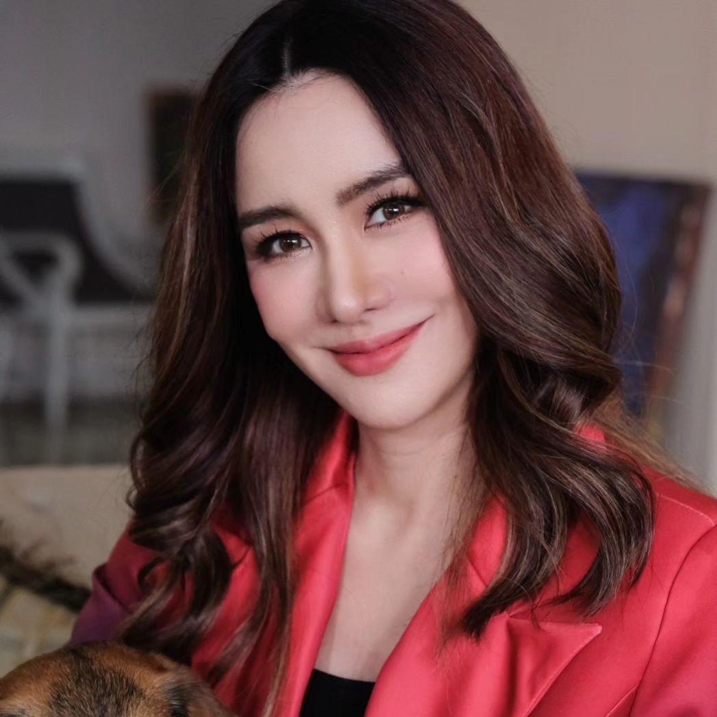  นิโคล เทริโอ