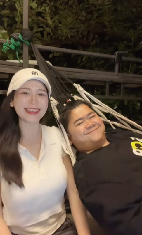 โก๊ะตี๋ อารามบอย ลงคลิปคู่สาวสวย หวานกันไม่เบา