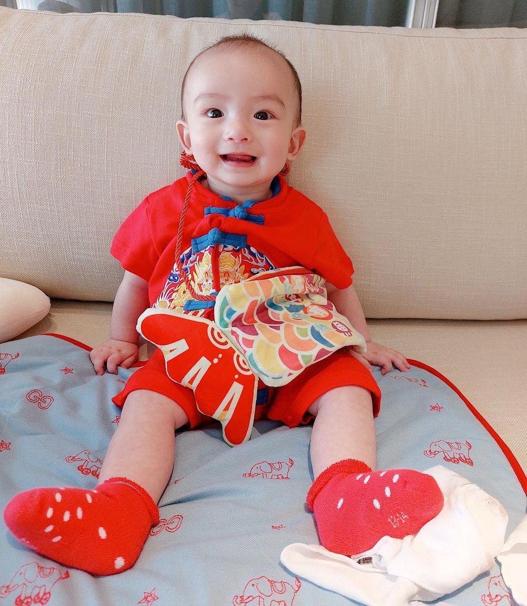 ลูกดารา