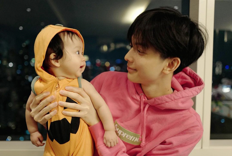 พี่อชิ น้องนาตาชา