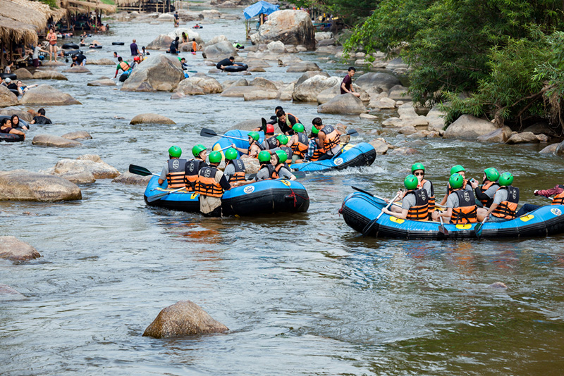 ล่องแก่งแม่แตง