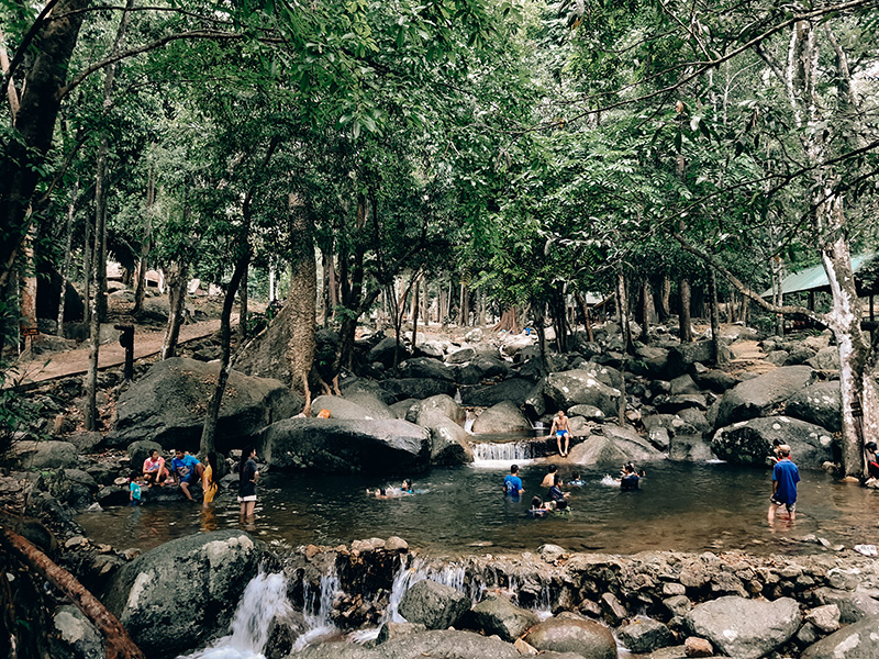 อุทยานแห่งชาติน้ำตกทรายขาว