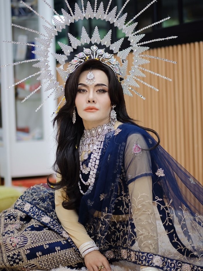 เก่ง ธชย เผยลุคแต่งหญิงแก้บน