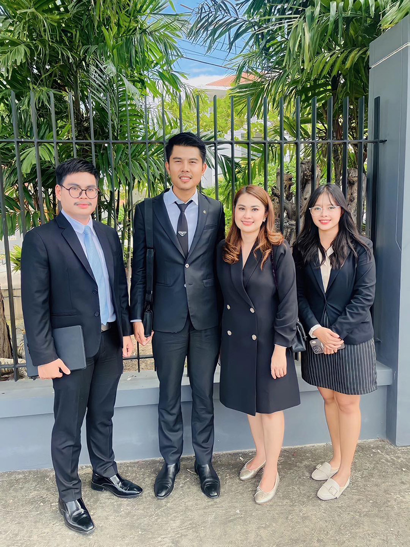  จูน เพ็ญชุลี 