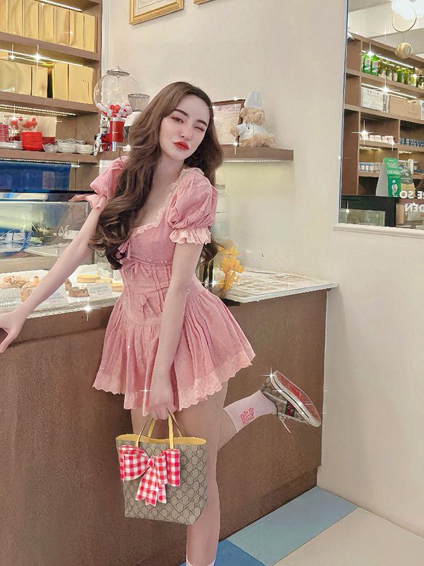 บ้าน นิวนิว เอวเด้ง