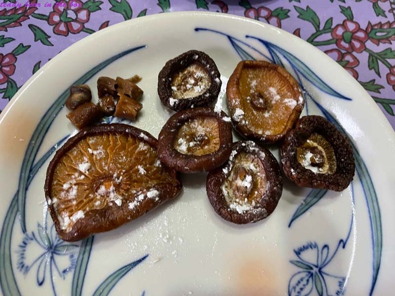 ไข่พะโล้ใส่เต้าหู้
