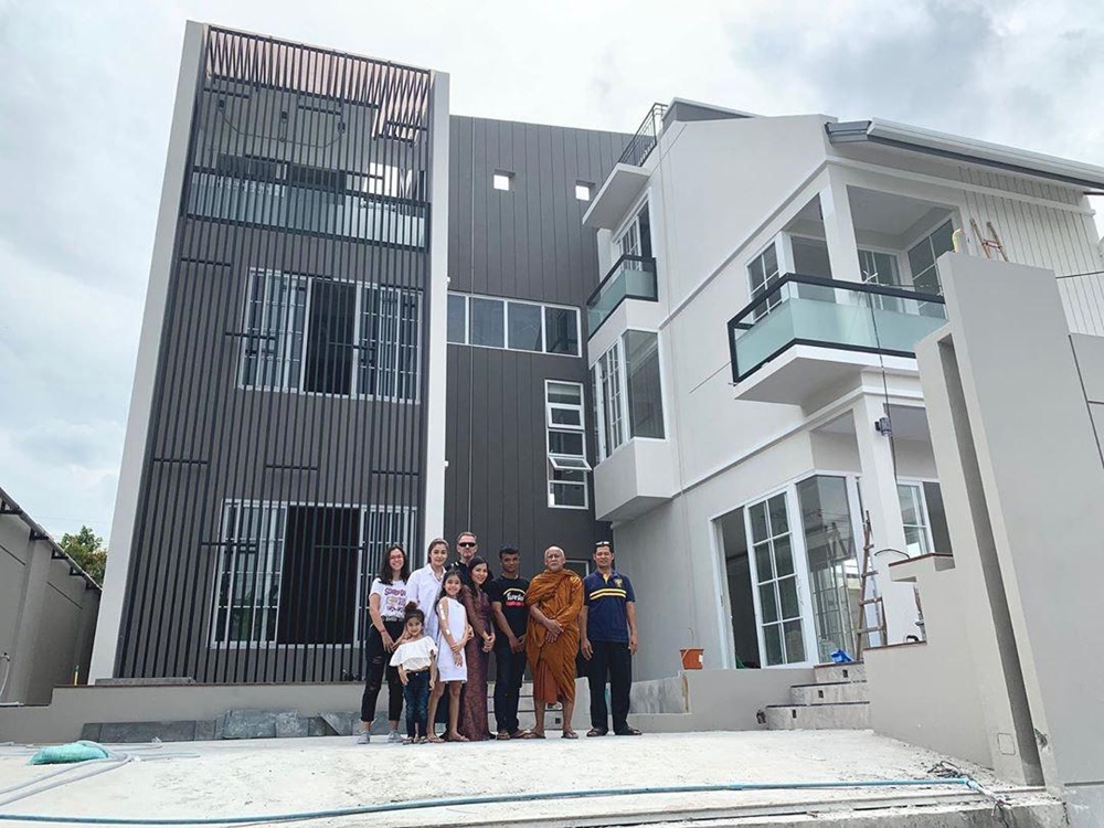 แจ๊ส ชวนชื่น