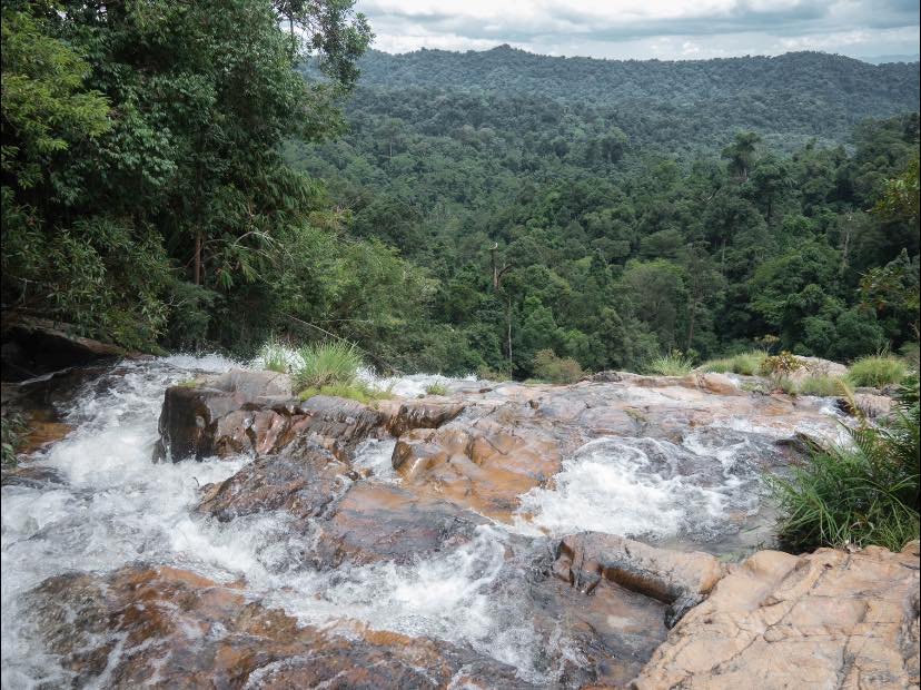 น้ำตกโตนงาช้าง