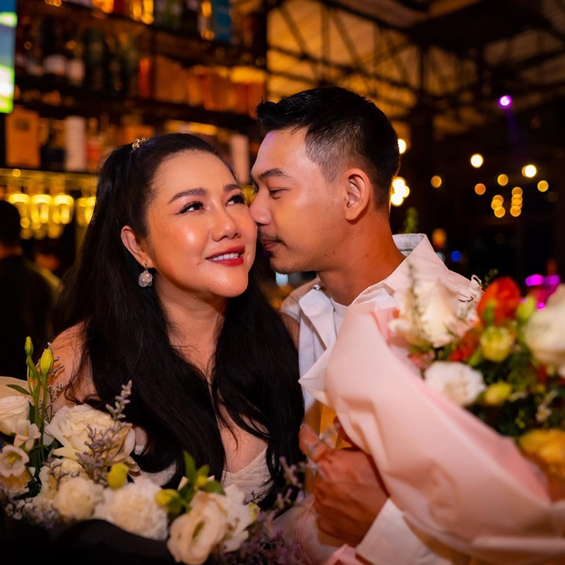 ตู่ จารุศิริ ภูวนัย เผยโมเมนต์ประทับใจ ร้องเพลง แพ้ใจ ขอแฟนหนุ่มรุ่นน้องแต่งงาน 