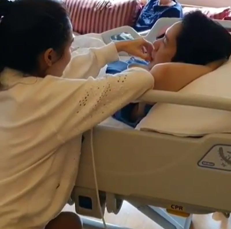 ออม แอมป์