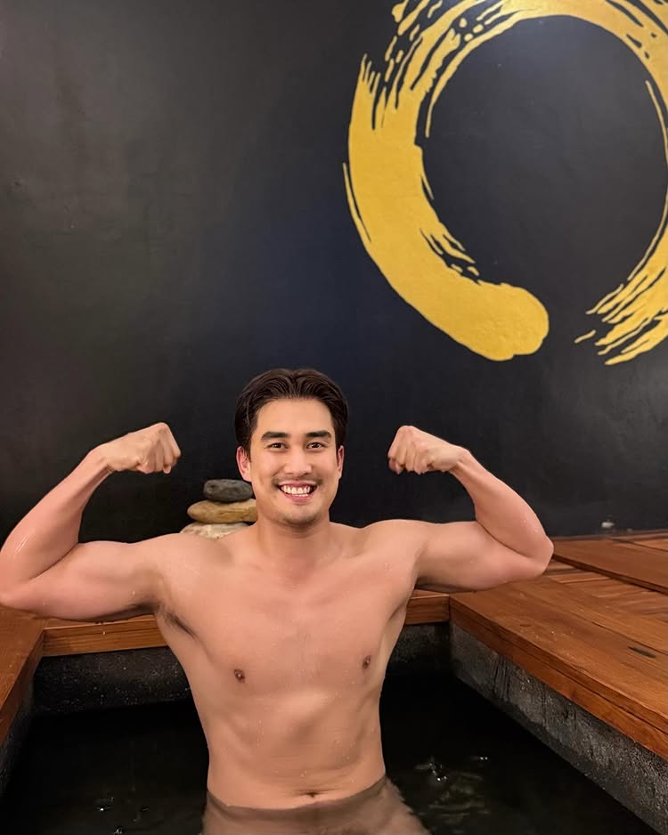 ดิว นัทธพงศ์ โชว์ภาพหวิว เปลื้องผ้าแช่ออนเซ็น