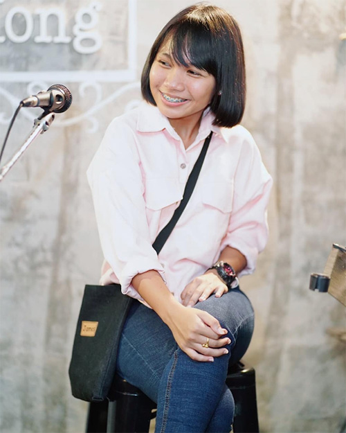 ส่องพัฒนาการความสวย ลิลลี่ ได้หมดถ้าสดชื่น นักร้องลูกทุ่งสาวเสียงดีในวัย 20 ปี