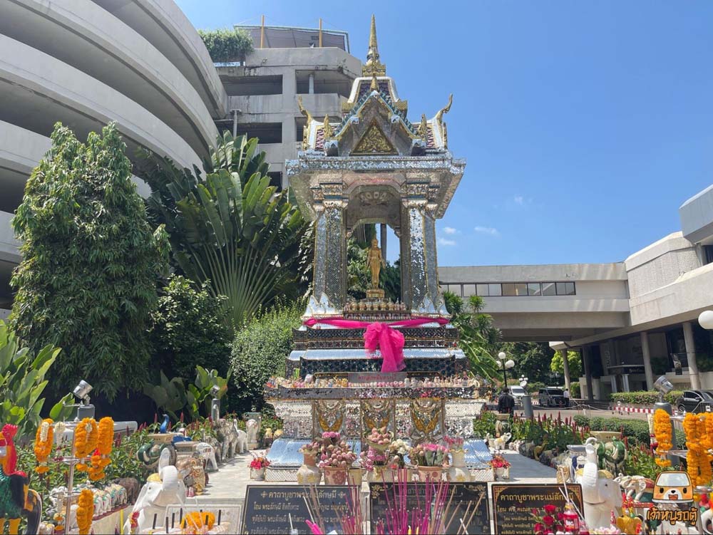 ไหว้พระแม่ลักษมี