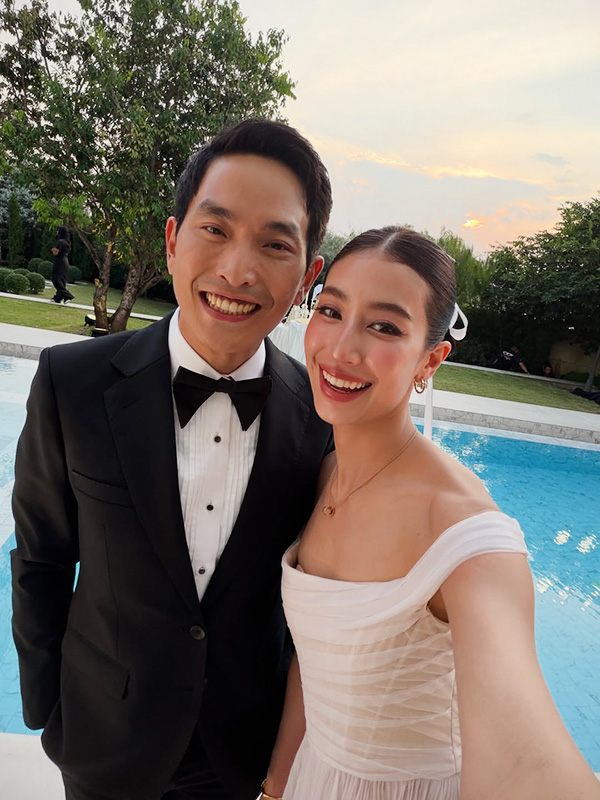 มิ้นต์ ชาลิดา ในงานแต่ง ใหม่ เต๋อ ควงคู่ ภูผา คนแซวถึงคิวแล้วหรือยัง ? 