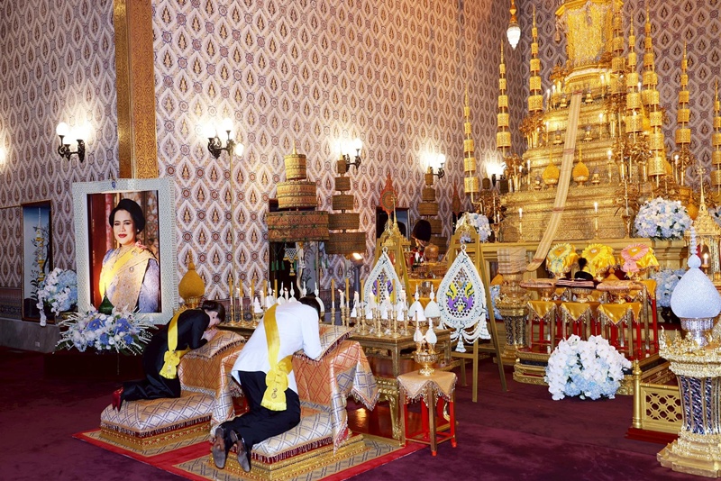 พระบรมวงศานุวงศ์ ทรงบำเพ็ญพระราชกุศลสวดพระอภิธรรมพระบรมศพ