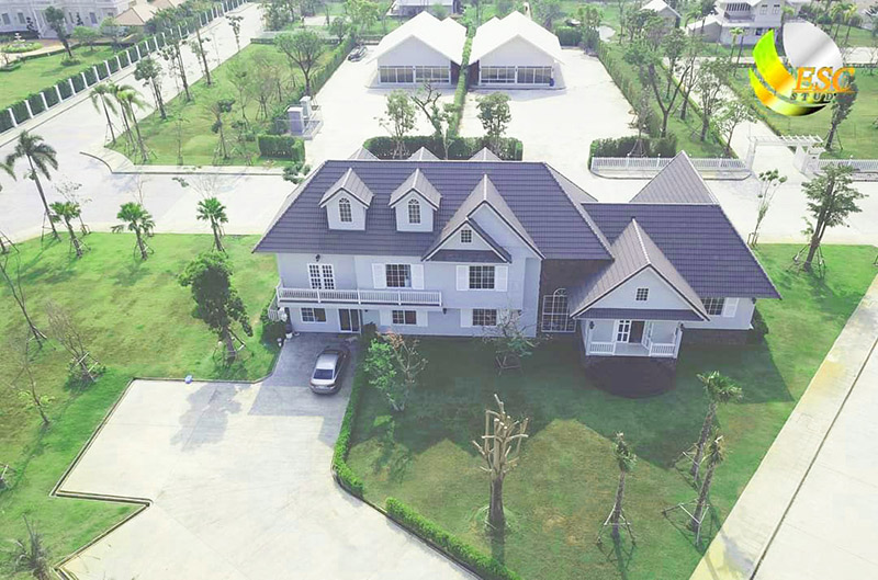 ESC Studio ธัญญ่า เป็ก