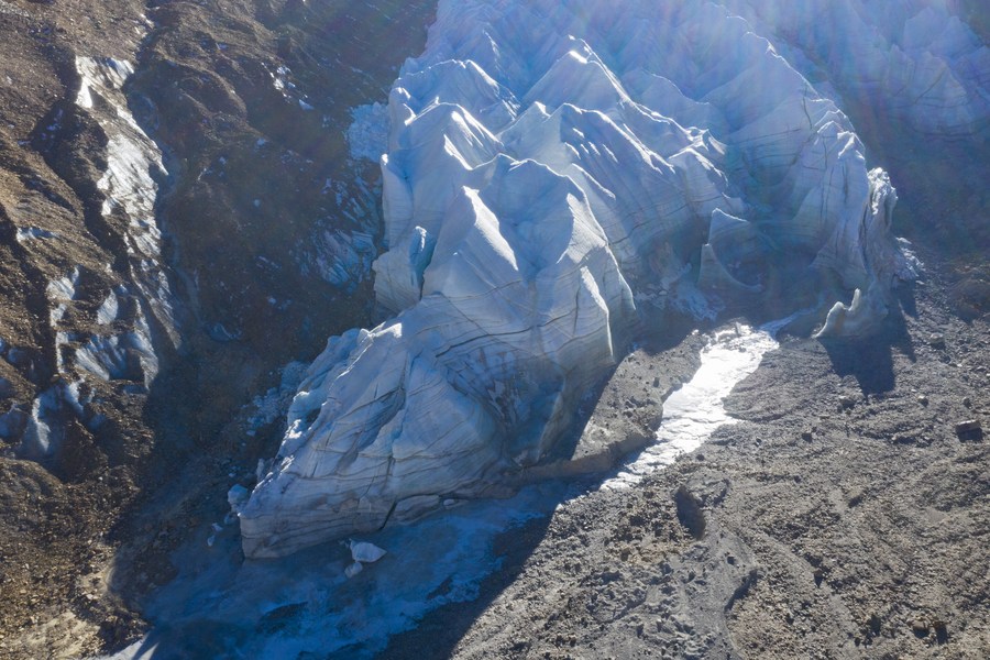 ธารน้ำแข็งชวีเติงหนีหม่า