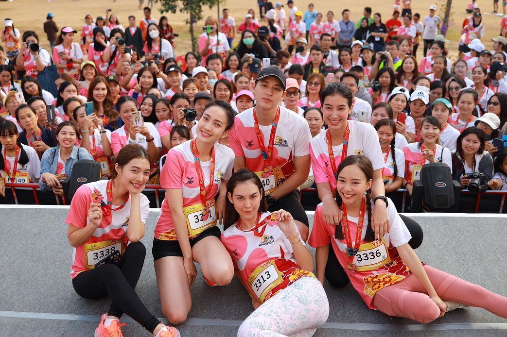 เจมส์ แต้ว